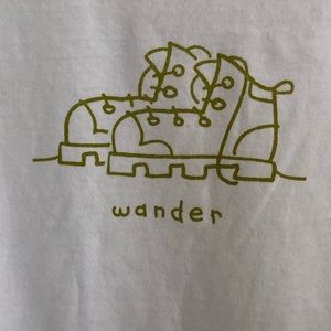 Life Is Good Tops - Life Is Good “Wander” graphic tee shirt Life Is Good Tops - Life Is Good “Wander” graphic tee shirt